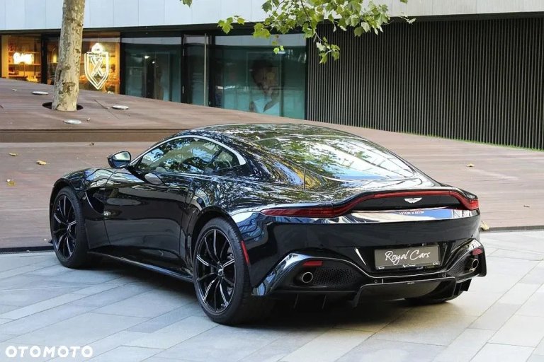 Aston Martin Vantage c