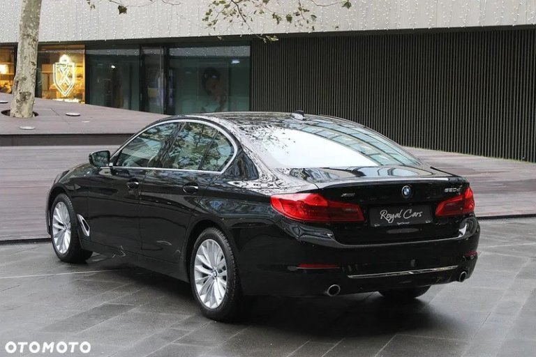 BMW Seria 5 520d xDrive Luxury Line c