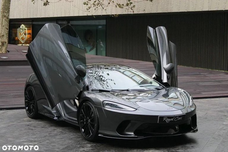 McLaren GT b