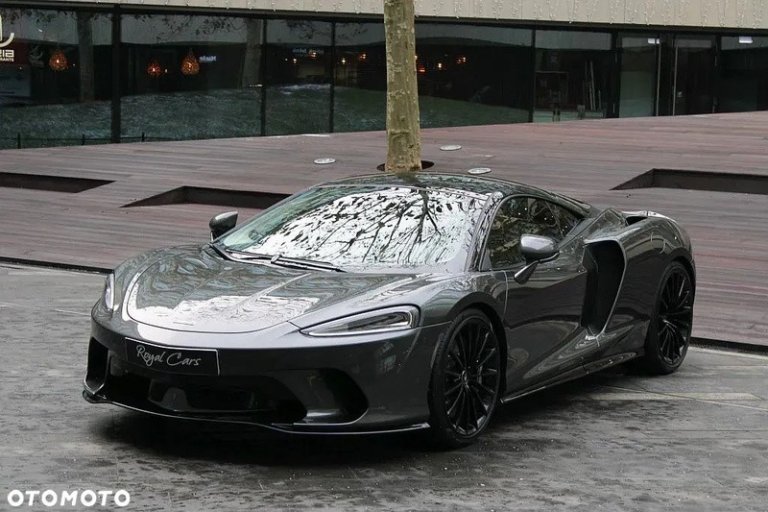 McLaren GT a